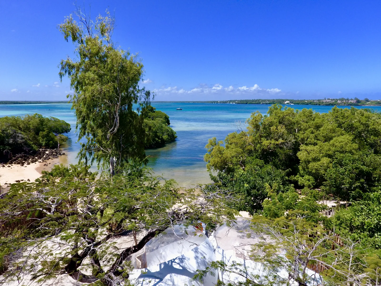 The lagoon seen from the Lagoon Bubble Lodge
